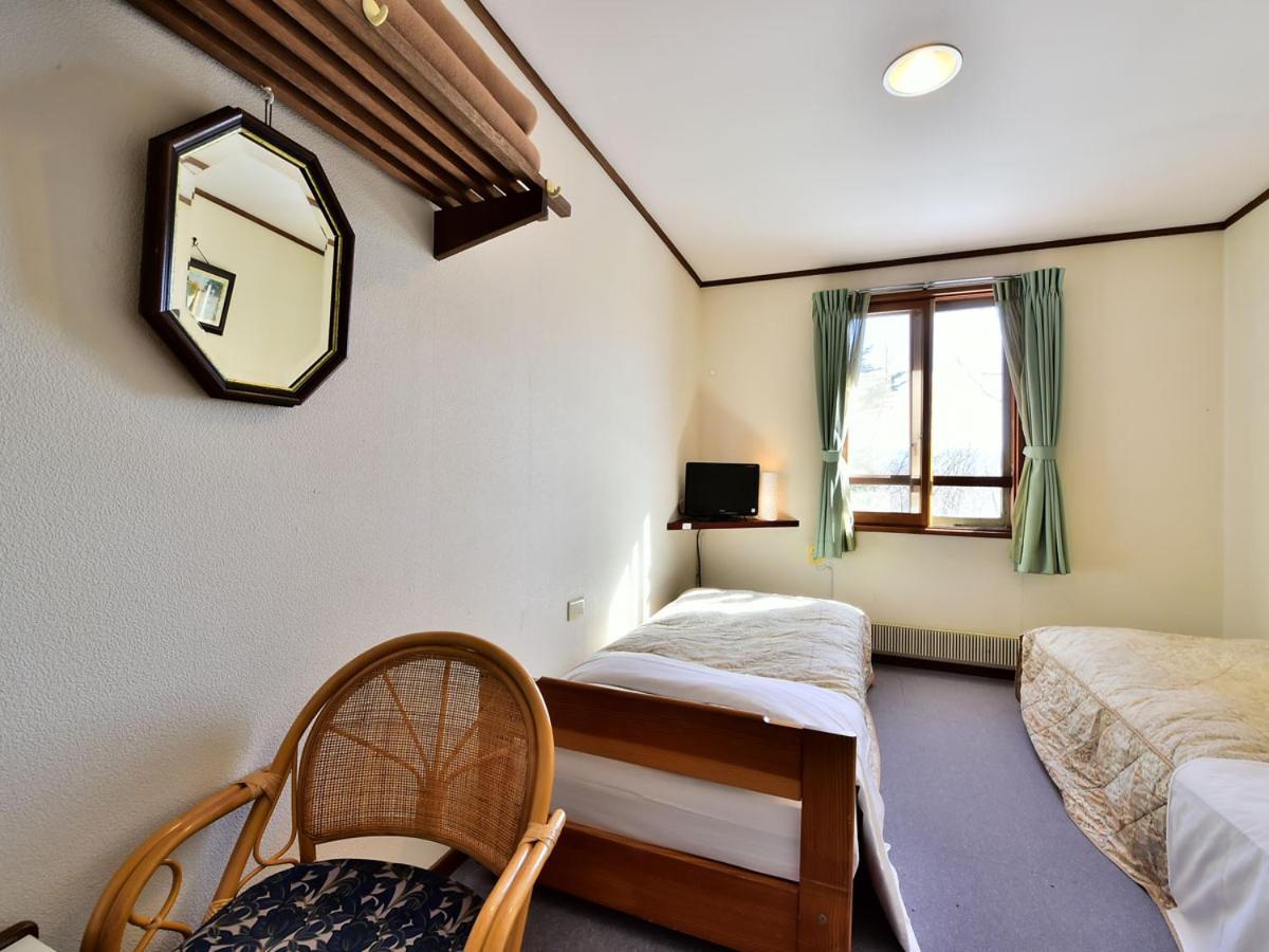 Kurumayama Kogen Guesthouse Urara Chino Eksteriør bilde